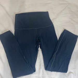 Dark grey Lululemon leggings